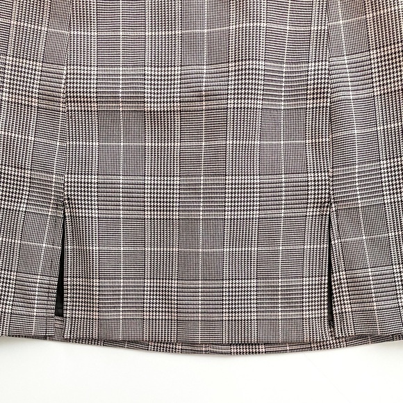 SUNDAY Best Notched Check Mini Skirt - Picture 4 of 8